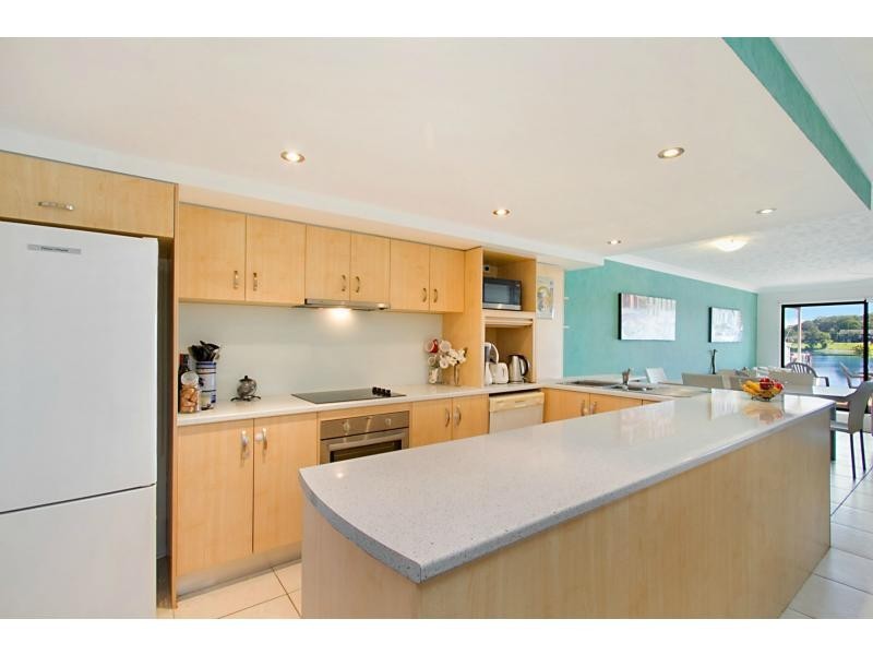 25/13 Shrike Court, Burleigh Waters QLD 4220