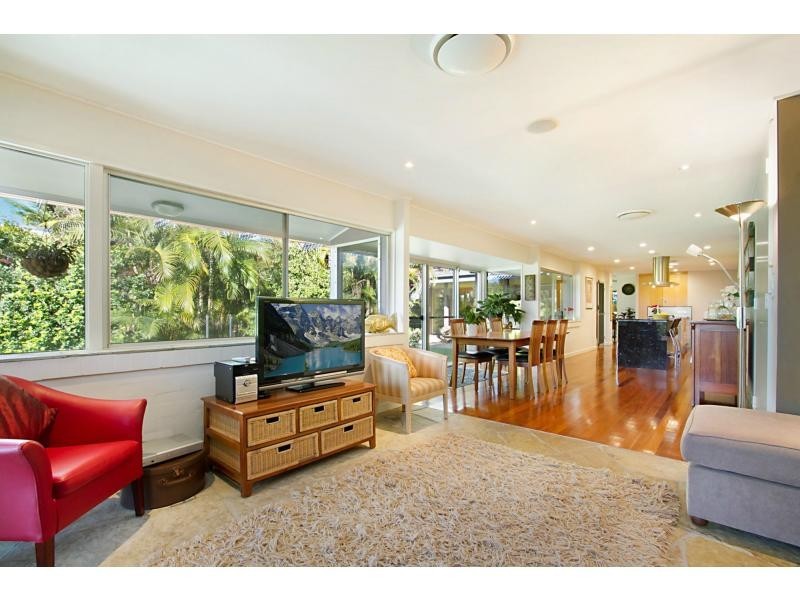 91 Skyline Terrace, Burleigh Heads QLD 4220