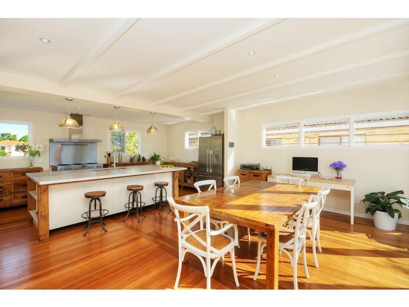 14 Murlong Crescent, Palm Beach QLD 4221