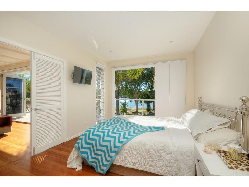 14 Murlong Crescent, Palm Beach QLD 4221