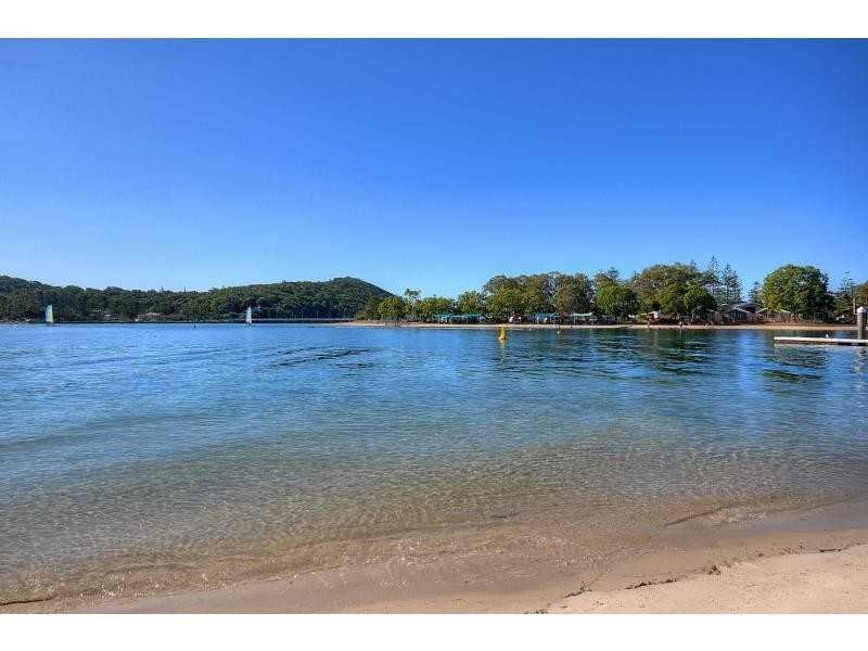 14 Murlong Crescent, Palm Beach QLD 4221