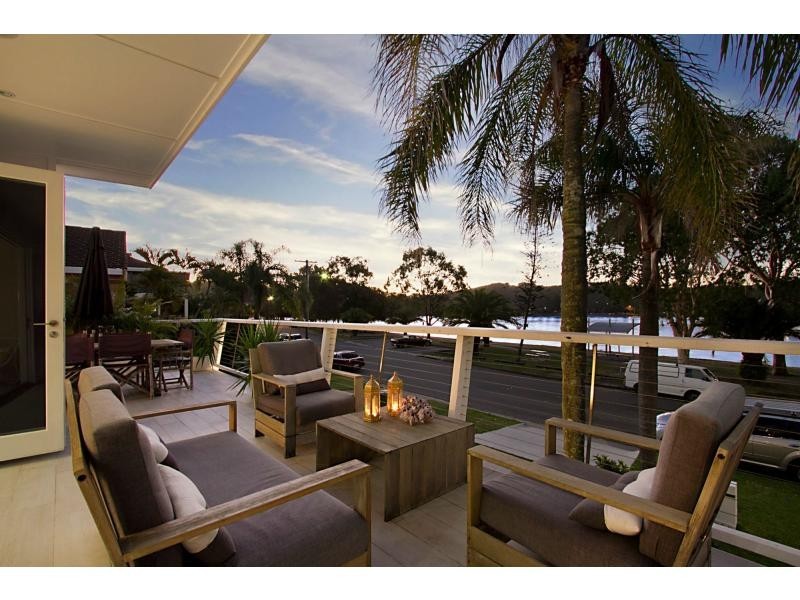 14 Murlong Crescent, Palm Beach QLD 4221