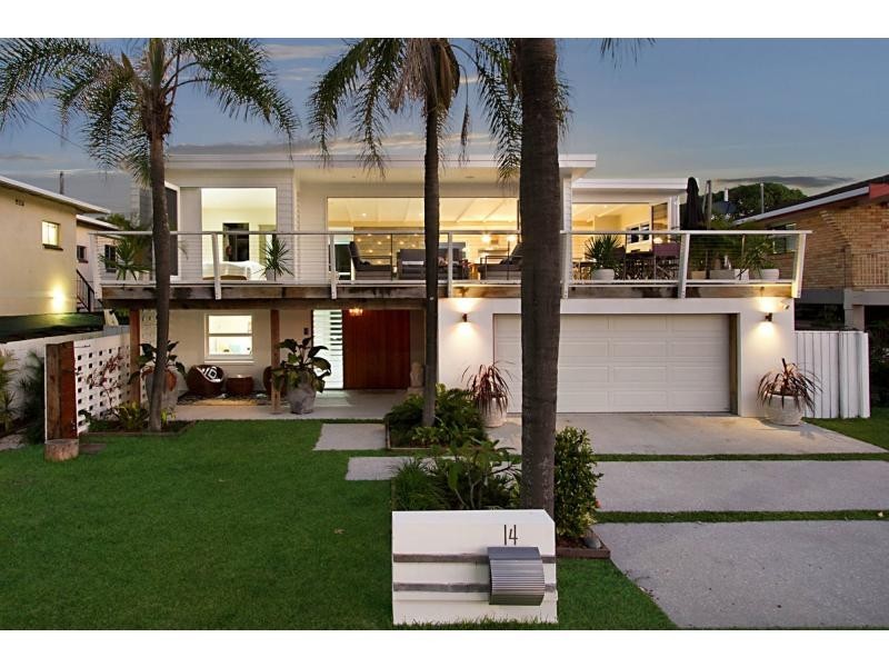 14 Murlong Crescent, Palm Beach QLD 4221
