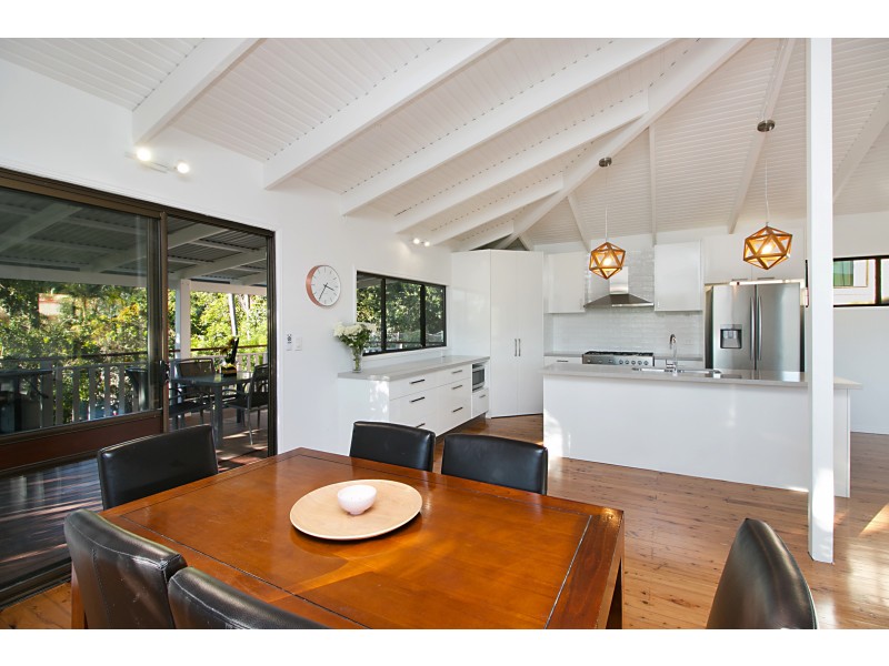 19 Alpha Ave, Currumbin QLD 4223