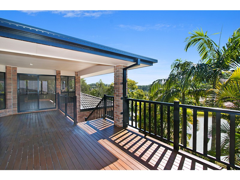 17 Tiarnna Cl, Burleigh Heads QLD 4220