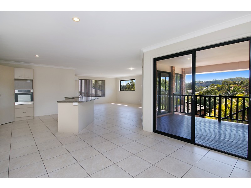 17 Tiarnna Cl, Burleigh Heads QLD 4220