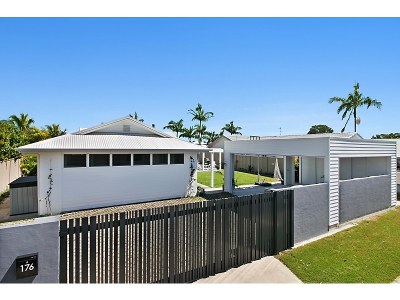 176 Acanthus Ave, Burleigh Waters QLD 4220