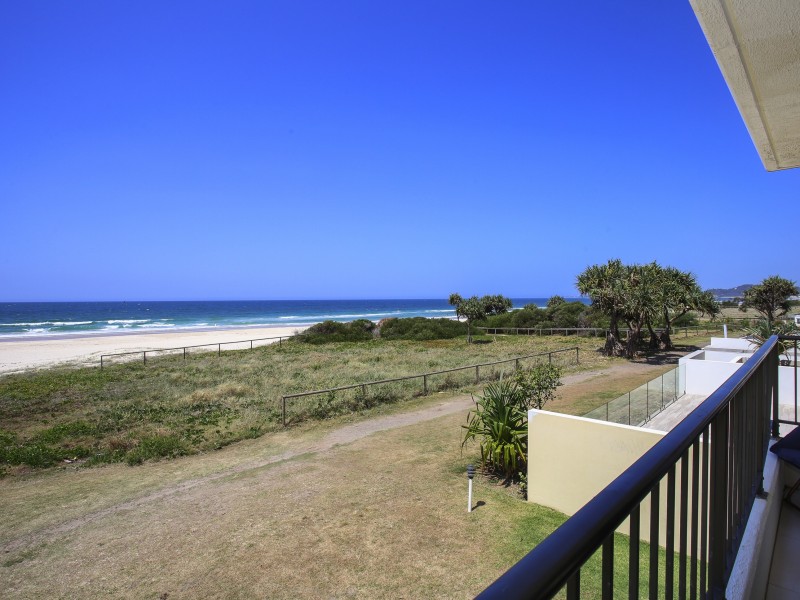 6/1495 Gold Coast Hwy, Palm Beach QLD 4221