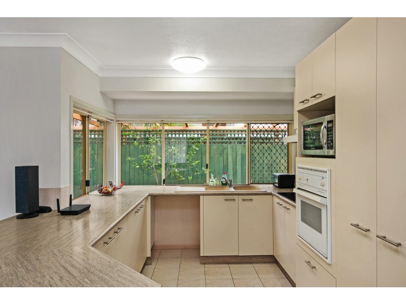 1/14 Ferny Fairway, Burleigh Heads QLD 4220