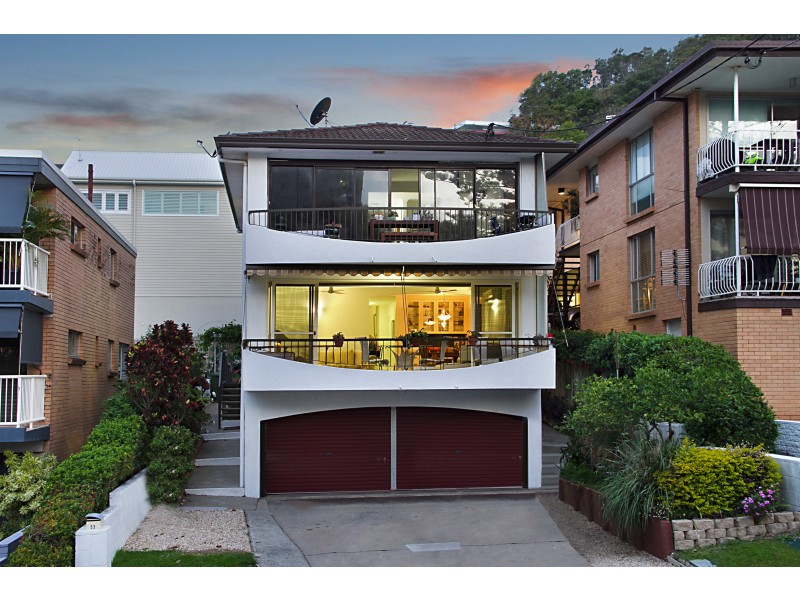 1/53 Hayle Street, Burleigh Heads QLD 4220