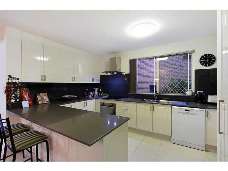 1/53 Hayle Street, Burleigh Heads QLD 4220