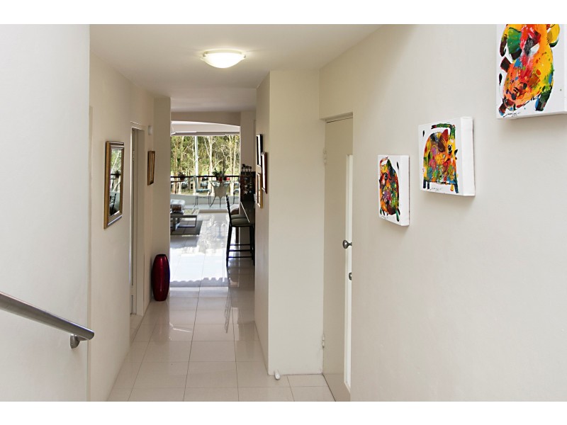 1/53 Hayle Street, Burleigh Heads QLD 4220