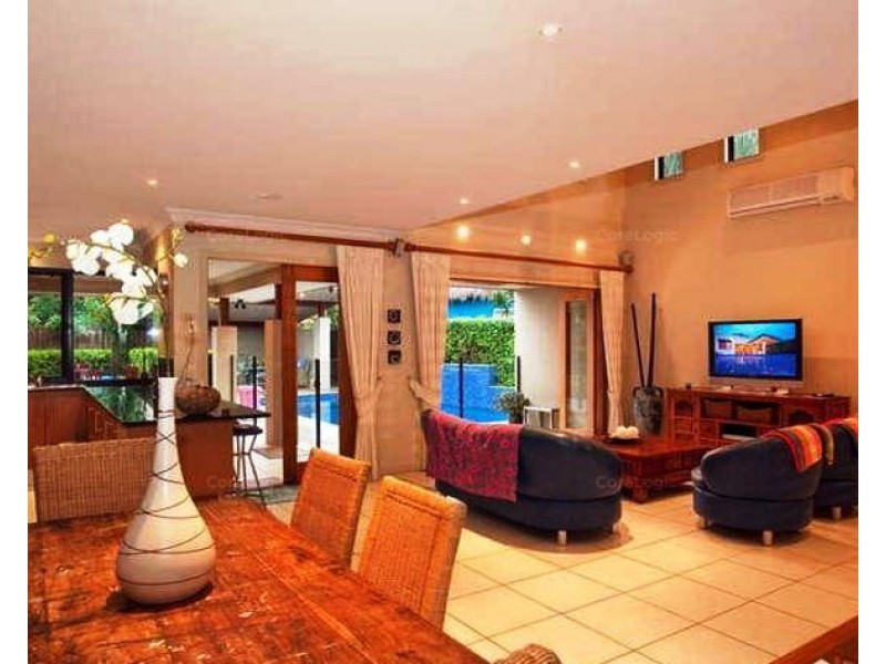 71 Burleigh St, Burleigh Heads QLD 4220