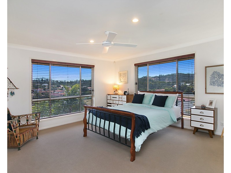11 Tiarnna Cl, Burleigh Heads QLD 4220