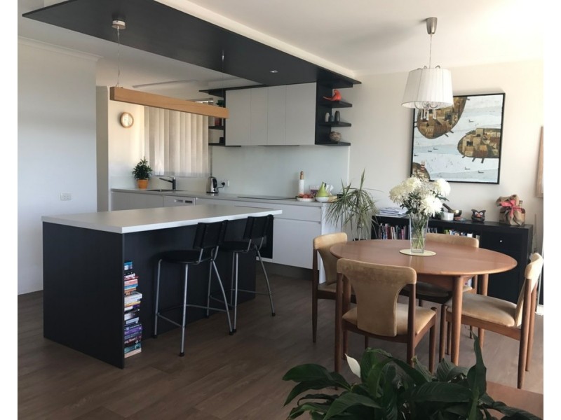 4/1 Hill Ave, Burleigh Heads QLD 4220