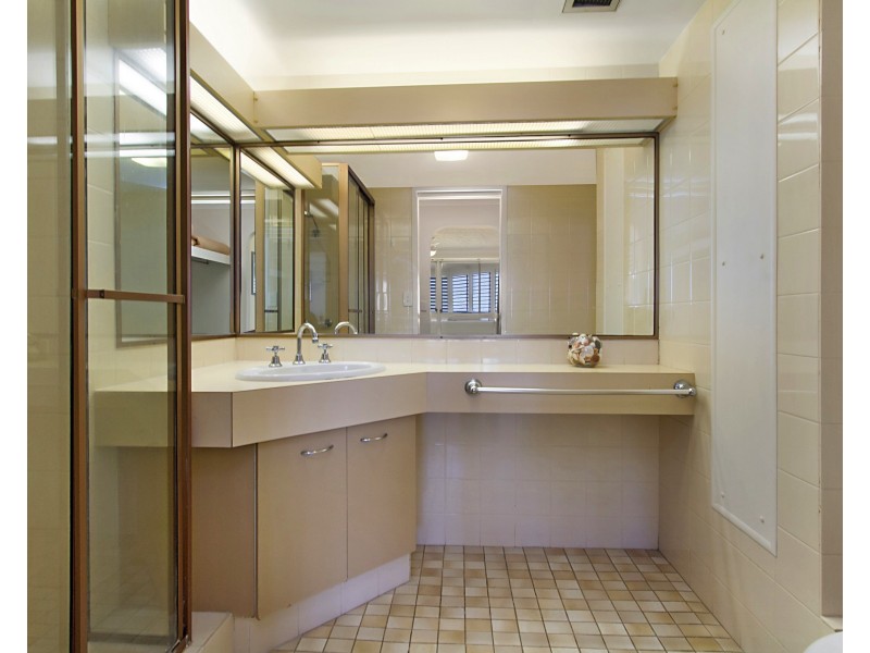 43/170 The Esplanade, Burleigh Heads QLD 4220