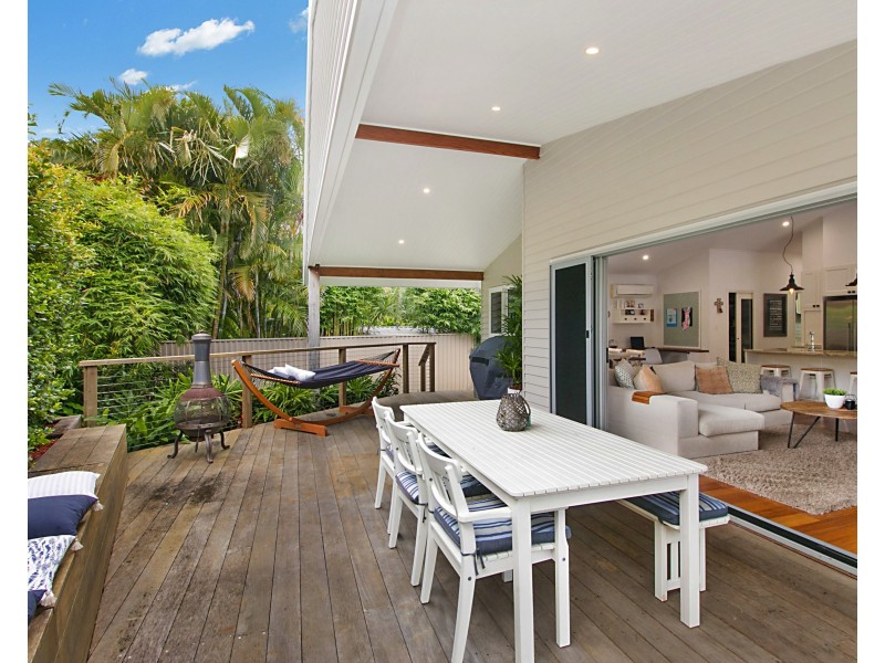 5 Barwon St, Burleigh Waters QLD 4220