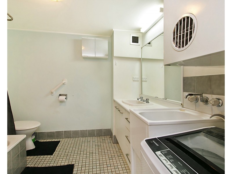 10/20 Barbet Place, Burleigh Waters QLD 4220