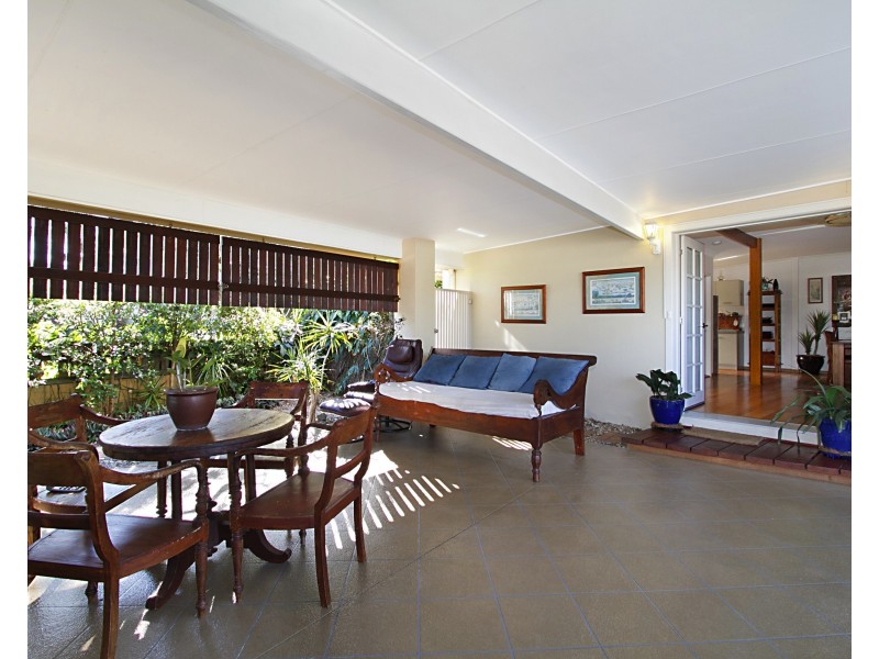 1/41 Boodera St, Palm Beach QLD 4221