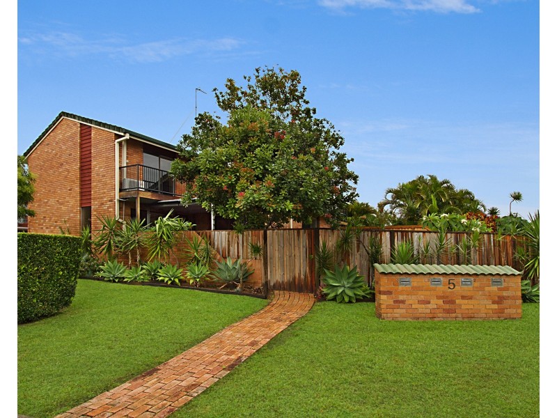 1/5 Sunbird St, Burleigh Waters QLD 4220