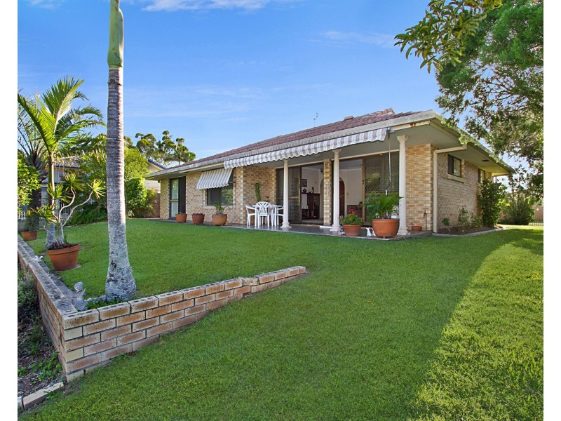 250 Acanthus Ave, Burleigh Waters QLD 4220