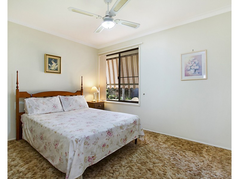 250 Acanthus Ave, Burleigh Waters QLD 4220