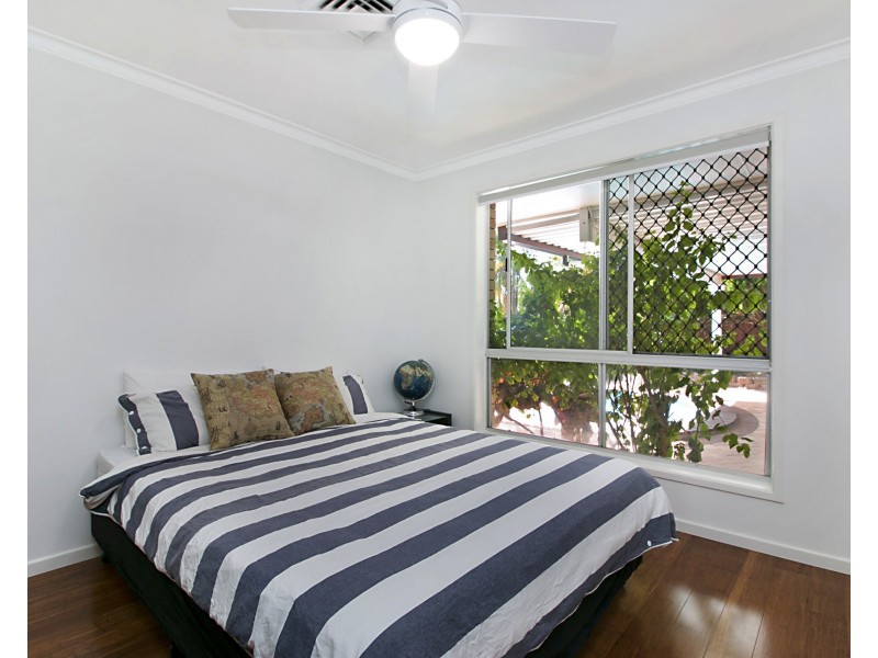 244 Acanthus Ave, Burleigh Waters QLD 4220