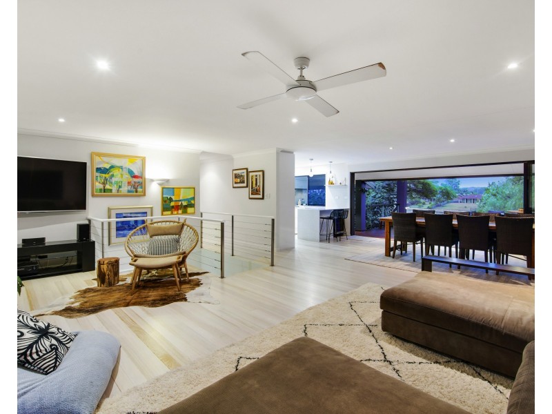 188 Burleigh St, Burleigh Waters QLD 4220