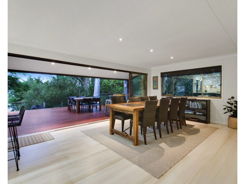 188 Burleigh St, Burleigh Waters QLD 4220