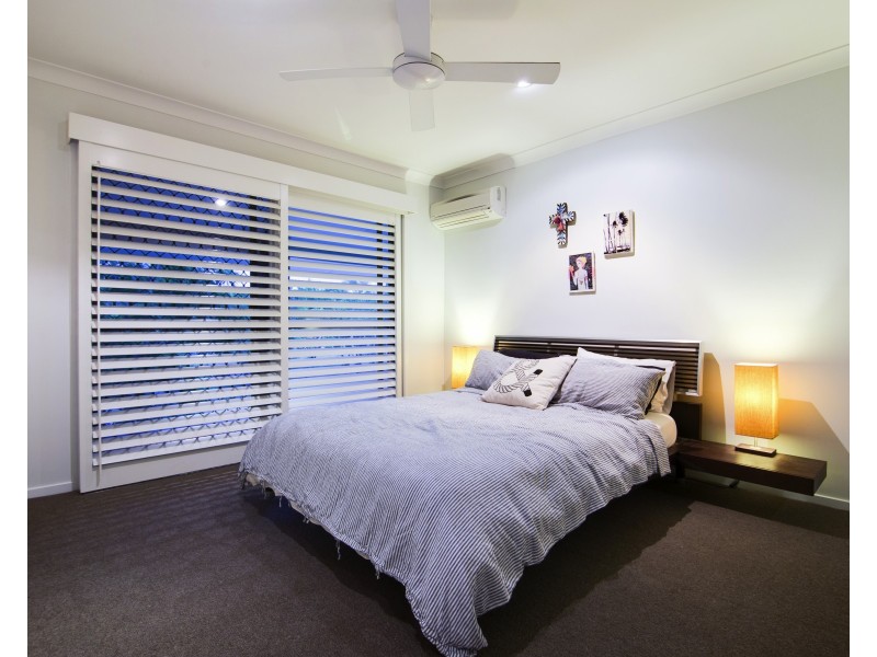 188 Burleigh St, Burleigh Waters QLD 4220