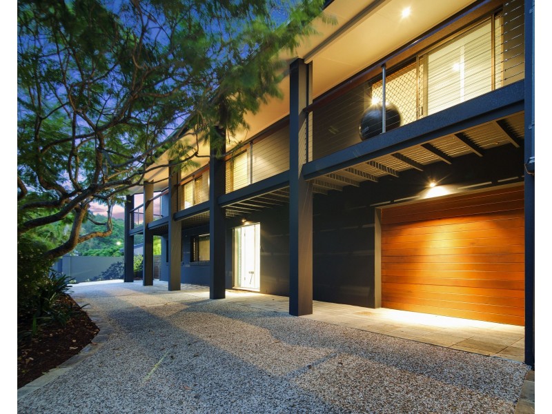 188 Burleigh St, Burleigh Waters QLD 4220