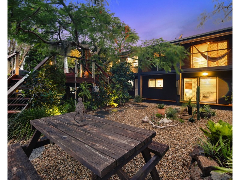 188 Burleigh St, Burleigh Waters QLD 4220