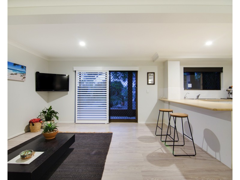 188 Burleigh St, Burleigh Waters QLD 4220