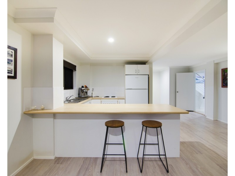 188 Burleigh St, Burleigh Waters QLD 4220