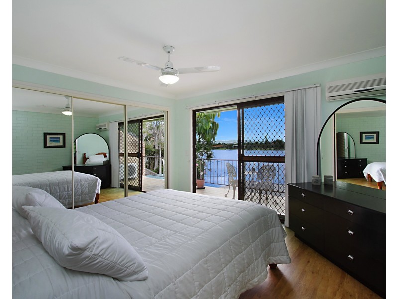 37/11 Shrike Court, Burleigh Waters QLD 4220