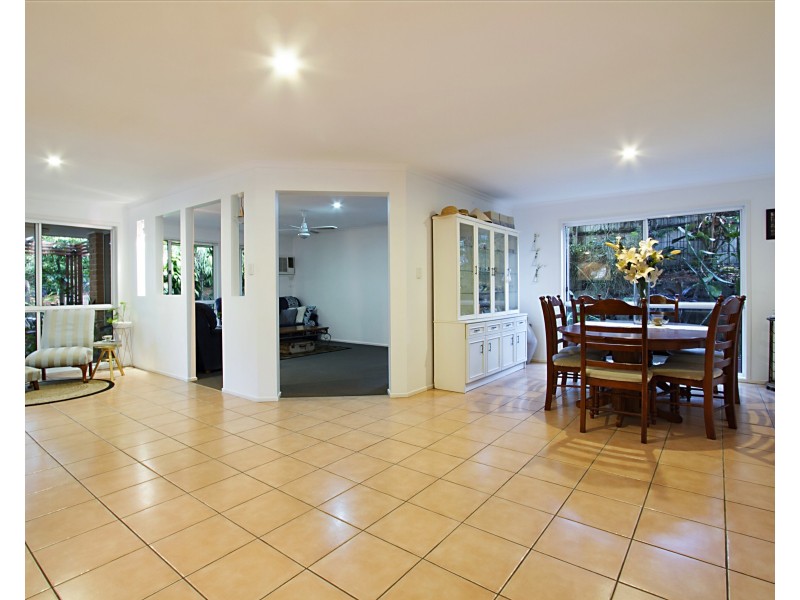 6 Ardisia Ct, Burleigh Heads QLD 4220