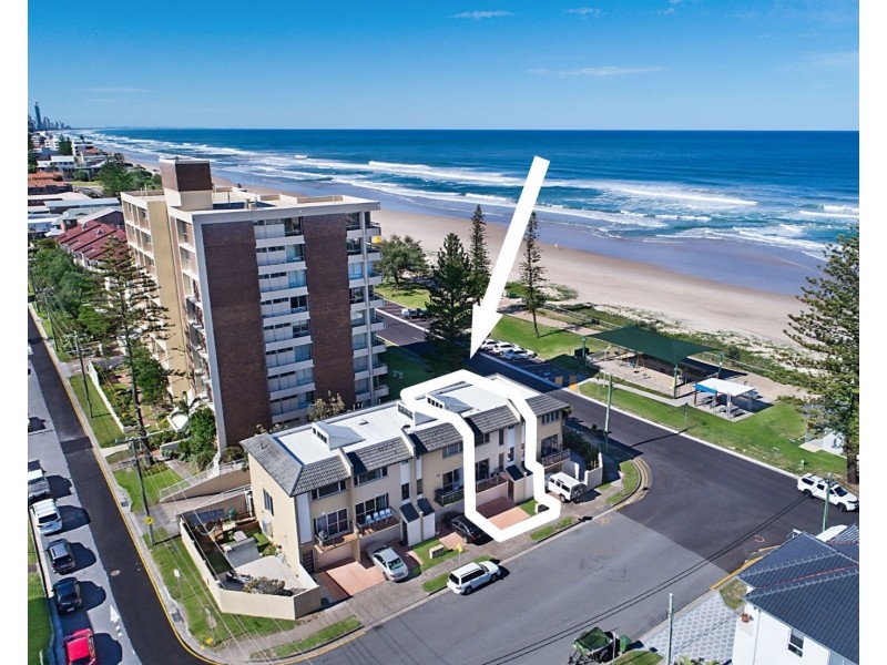 2/86 Marine Pde, Miami QLD 4220