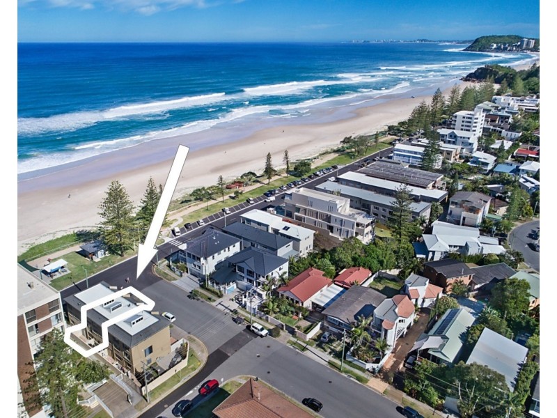 2/86 Marine Pde, Miami QLD 4220