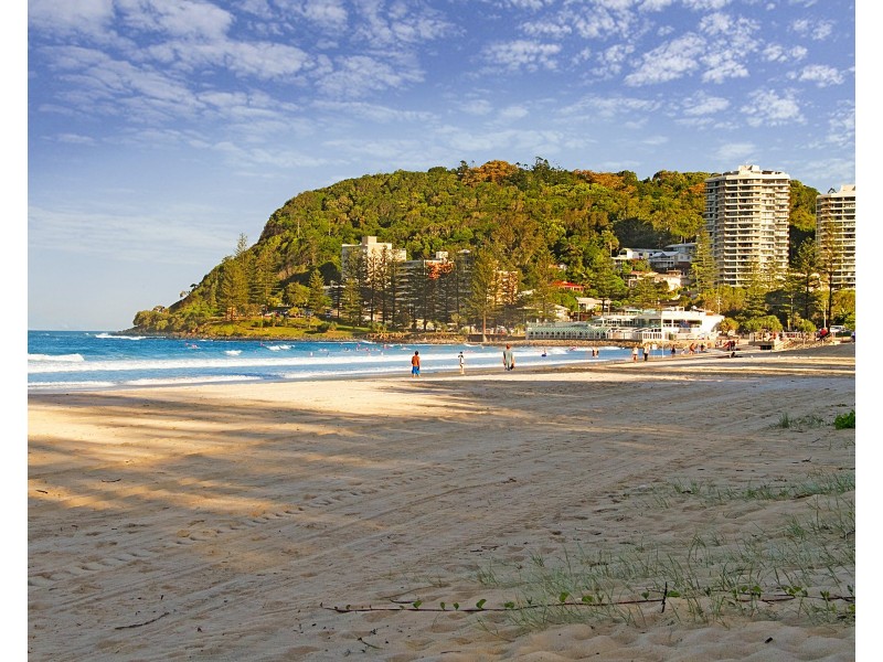 42 West Burleigh Rd, Burleigh Heads QLD 4220