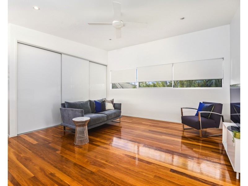 48 Twenty Fifth Avenue, Palm Beach QLD 4221