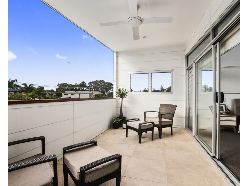 48 Twenty Fifth Avenue, Palm Beach QLD 4221