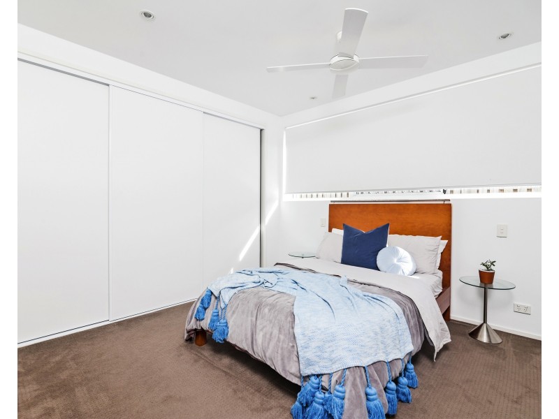 48 Twenty Fifth Avenue, Palm Beach QLD 4221