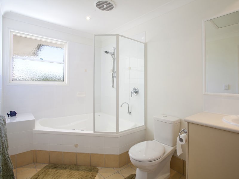 2/4 Riverstone Court, Tewantin QLD 4565