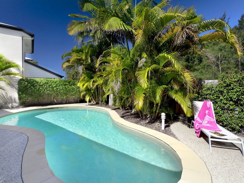 2/4 Riverstone Court, Tewantin QLD 4565