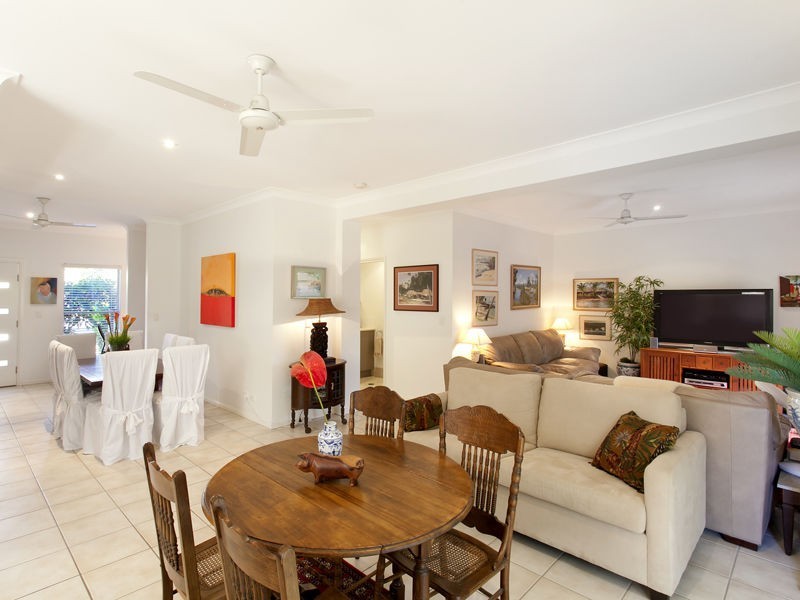 8/4 Riverstone Court, Tewantin QLD 4565