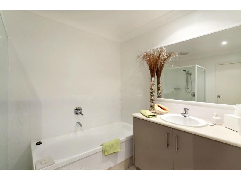 8/4 Riverstone Court, Tewantin QLD 4565