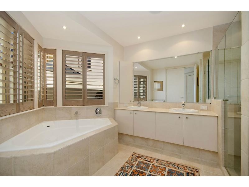 Noosa Springs QLD 4567