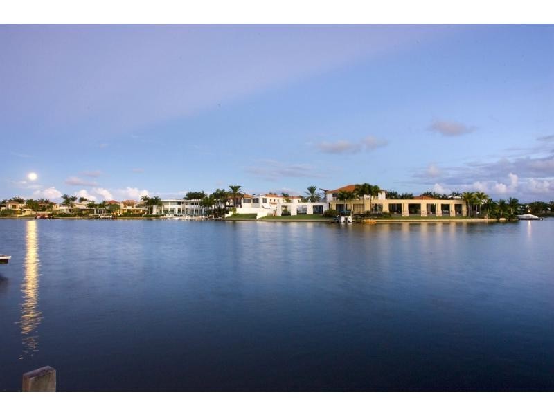 2 The Promontory, Noosa Waters QLD 4566