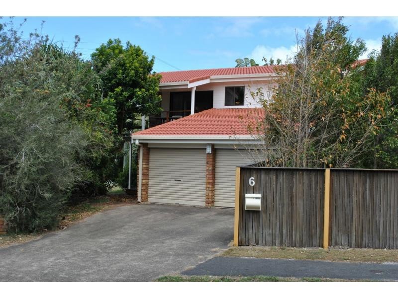 6 Ross Crescent, Sunshine Beach QLD 4567