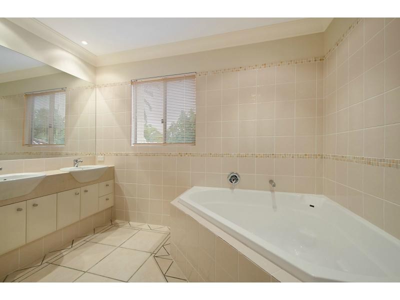 230 Noosa Springs Drive, Noosa Springs QLD 4567